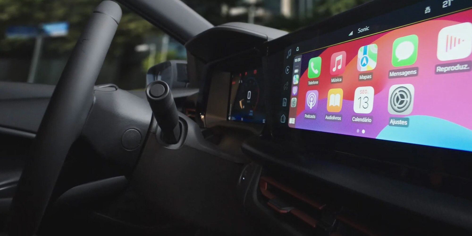 Chevrolet Sonic: easy park